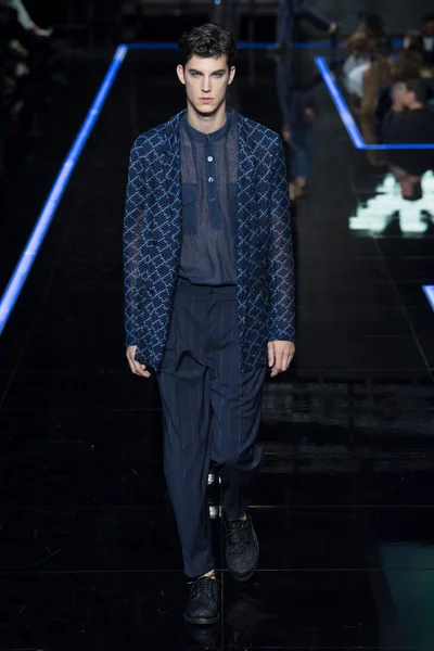 Look 144